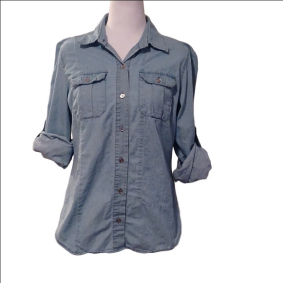 💙🌺New York & Company Denim Blue Shirt - Picture 10 of 12